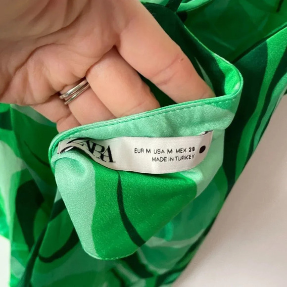 Zara Blogger Favourite Satin Swirl Slip Cowl  Neck Mini Dress Green Sz Medium - Picture 13 of 14
